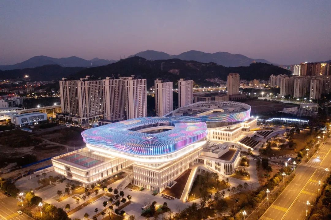 臺風暴雨都不怕？揭秘福州新地標建筑的照明科技