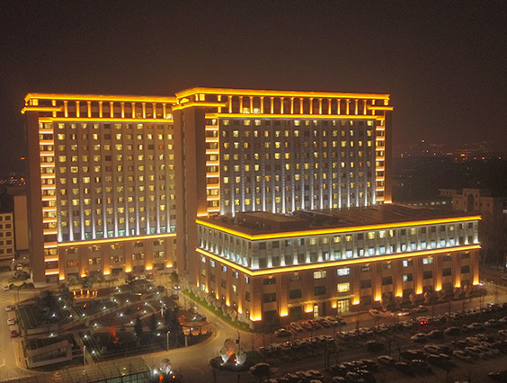 以燈傳情，致敬白衣戰(zhàn)士——醫(yī)療建筑景觀照明